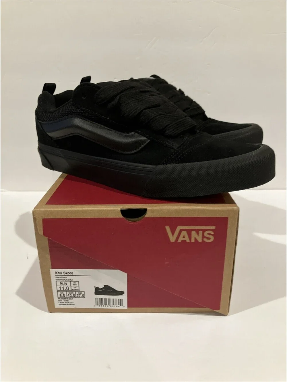VANS Knu-Skool Sneakers US Men's SIZE 9.5 Triple Black VN0009QCBKA NEW